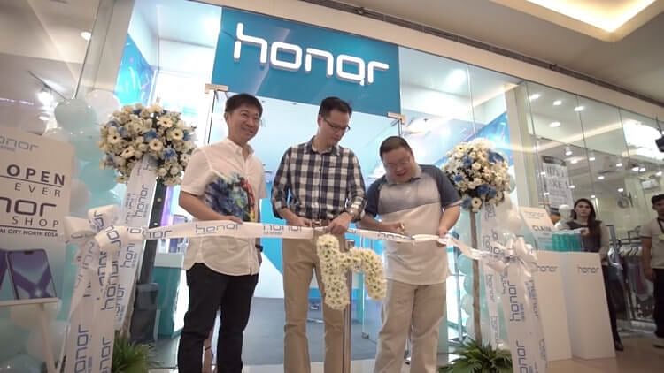 Registratie maak je geïrriteerd werk Honor opens first physical store in the Philippines | NoypiGeeks